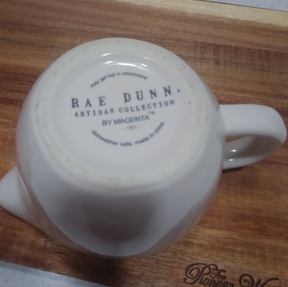 POUR Pitcher Rae Dunn gravy boat Artisan Collection By Magenta - Picture 5 of 5